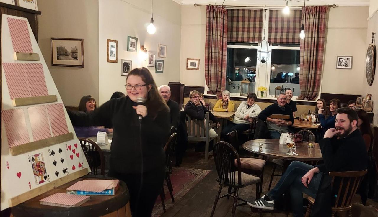 Trawden Arms Community Owned Pub 호텔 Winewall 외부 사진