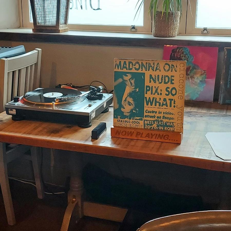 Trawden Arms Community Owned Pub 호텔 Winewall 외부 사진